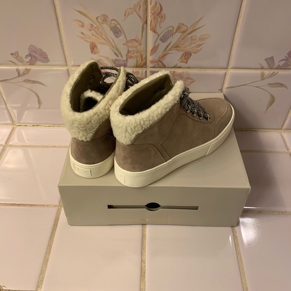 Marc Fisher Light Natural Suede Boots. Size 6.5 - Picture 4 of 9